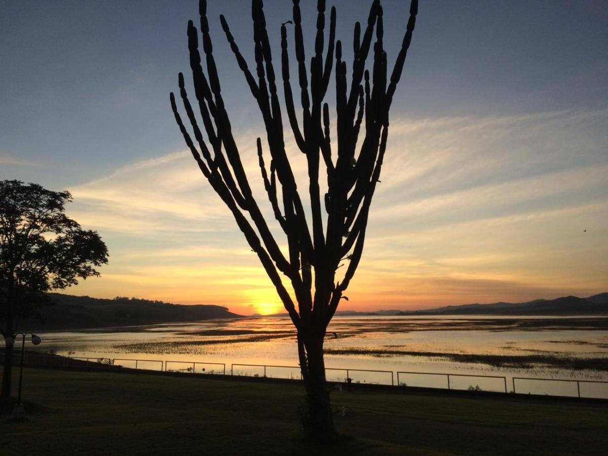 Pousada Pontal Do Lago Carmo do Rio Claro Dış mekan fotoğraf